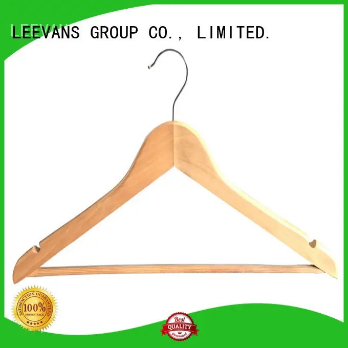 Best timber hangers pieces factory for clothes 1