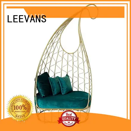 LEEVANS clothing shop seating factory 1