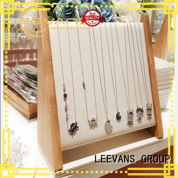 LEEVANS retail display props for business 1
