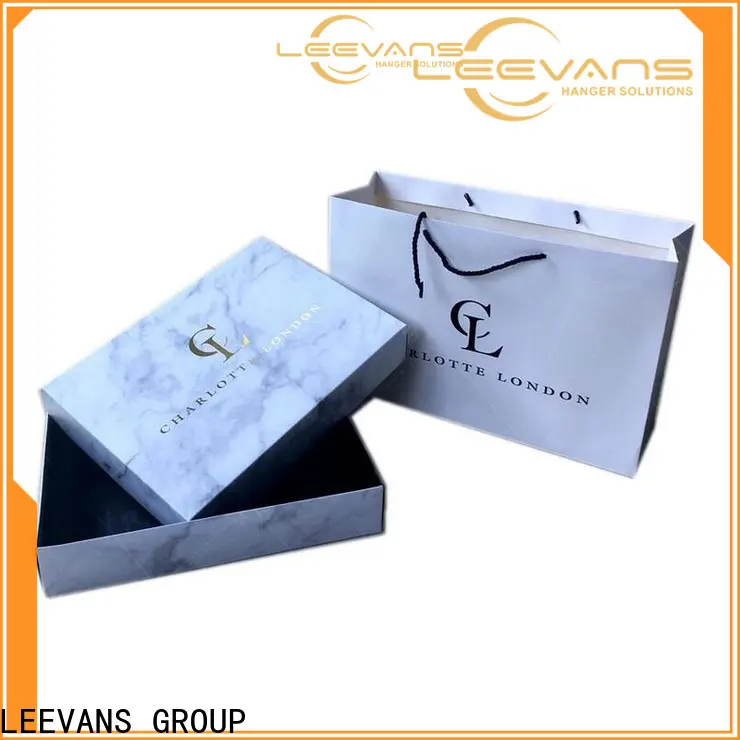 Top clothing display Supply 1