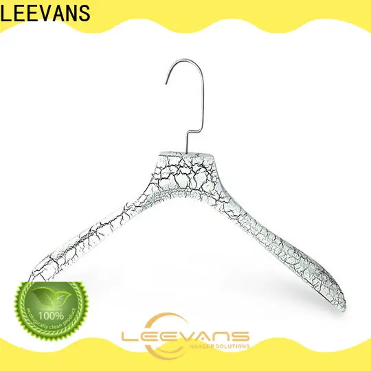 LEEVANS Wholesale baby wooden coat hangers company for children 1