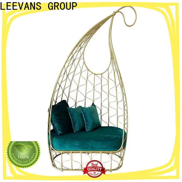LEEVANS clothing shop seating Supply1 1