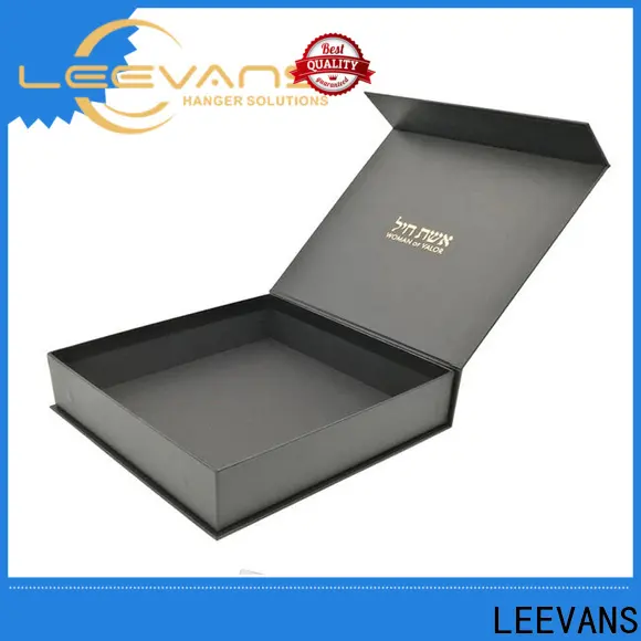 LEEVANS clothing display company 1