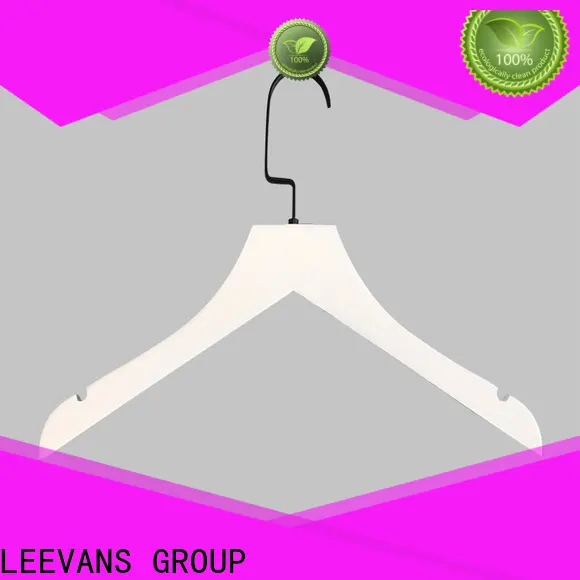 LEEVANS New wooden closet hangers company for children 1