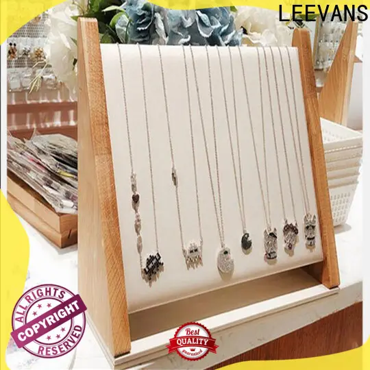 LEEVANS retail display props factory 1