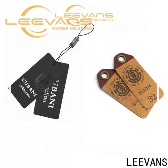 LEEVANS New clothing display company1 1