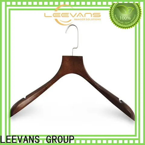 Best discount wooden hangers company 1