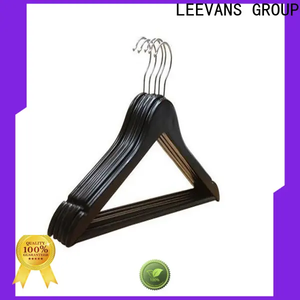 Custom pink wooden hangers Suppliers 1