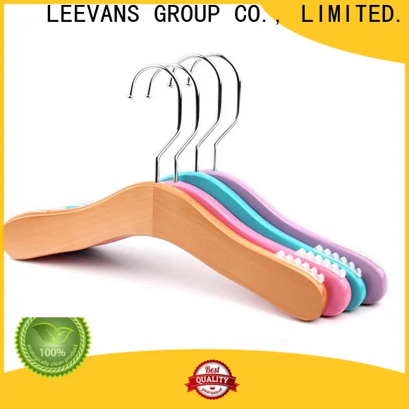 LEEVANS Custom wooden baby hangers Supply 1