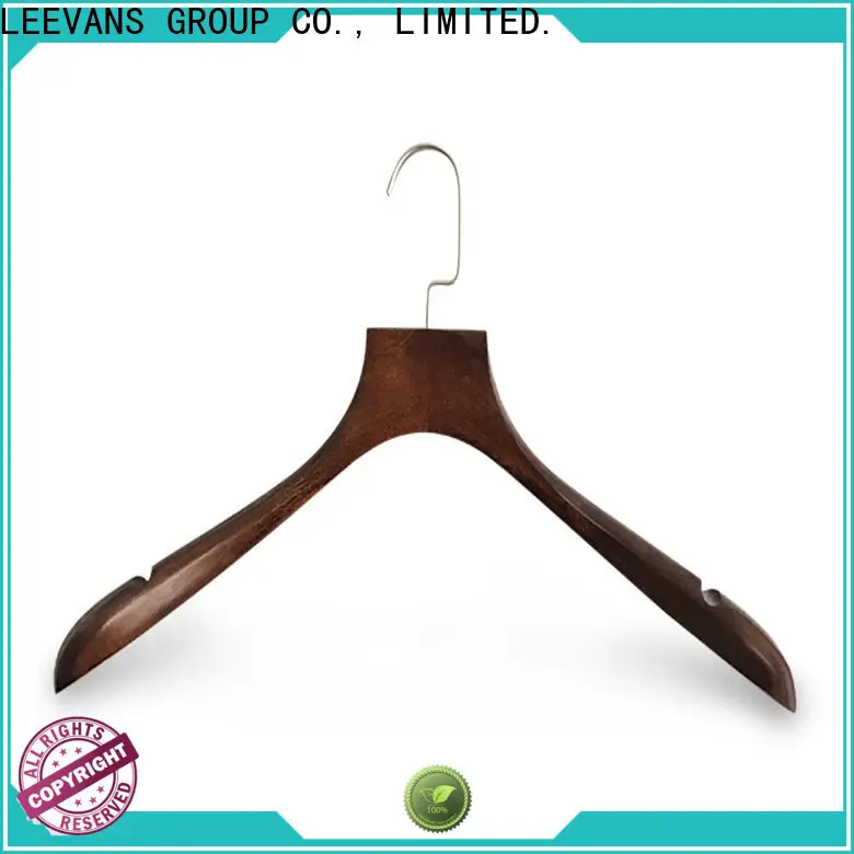LEEVANS wooden baby hangers Suppliers 1