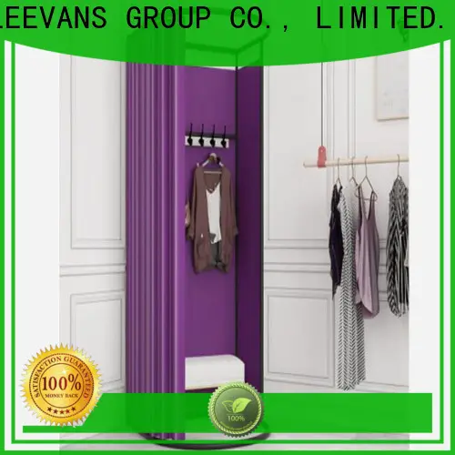 LEEVANS clothing store dressing room for business1 1