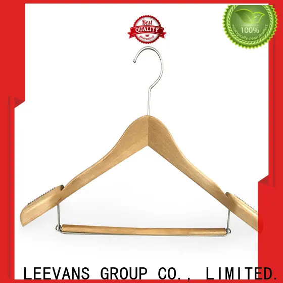 Custom personalized wooden hangers factory 1