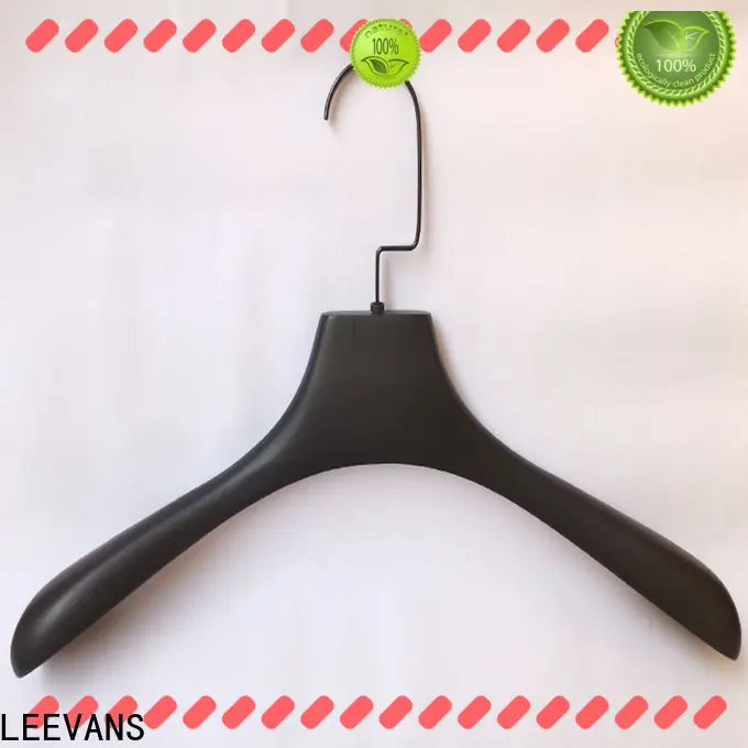 LEEVANS light wood hangers Suppliers 1