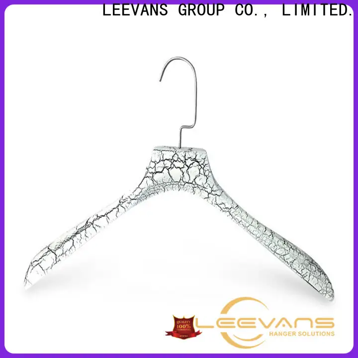Latest clip coat hangers Supply 1
