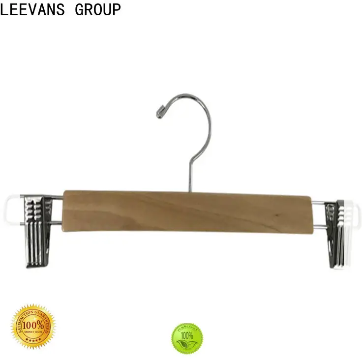 LEEVANS non slip wooden hangers Supply 1