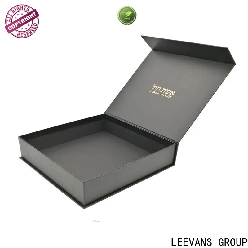 Top clothing display Supply2 1