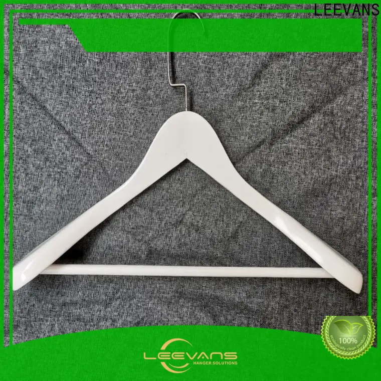 LEEVANS Latest buy wooden hangers Suppliers 1