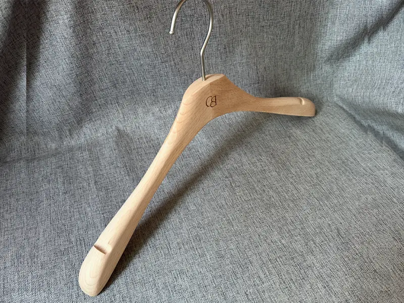 Sturdy and Practical Beech Wooden Hanger for Clothes 1