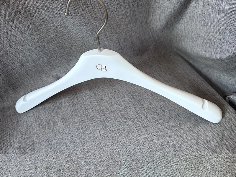 China Hanger 390mm Or 430mm by LEEVANS 6