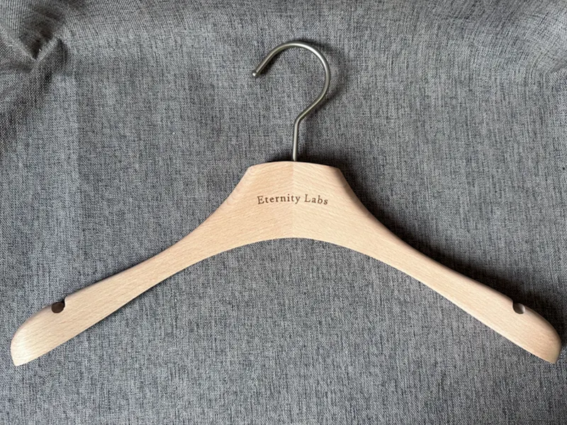 Wooden Suit Hangers Luxury Wholesale - LEEVANS 2