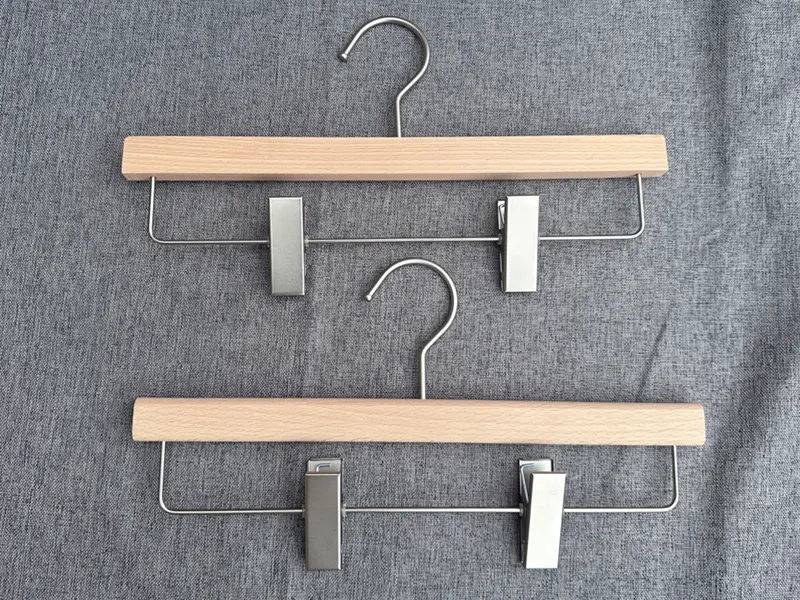 Wood Hangers with Clips Yes by LEEVANS 2