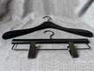 China Hanger Yes - - LEEVANS 7