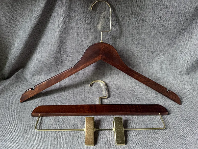 Black Wooden Hangers Wholesale Wooden Hanger Wholesale - LEEVANS 2