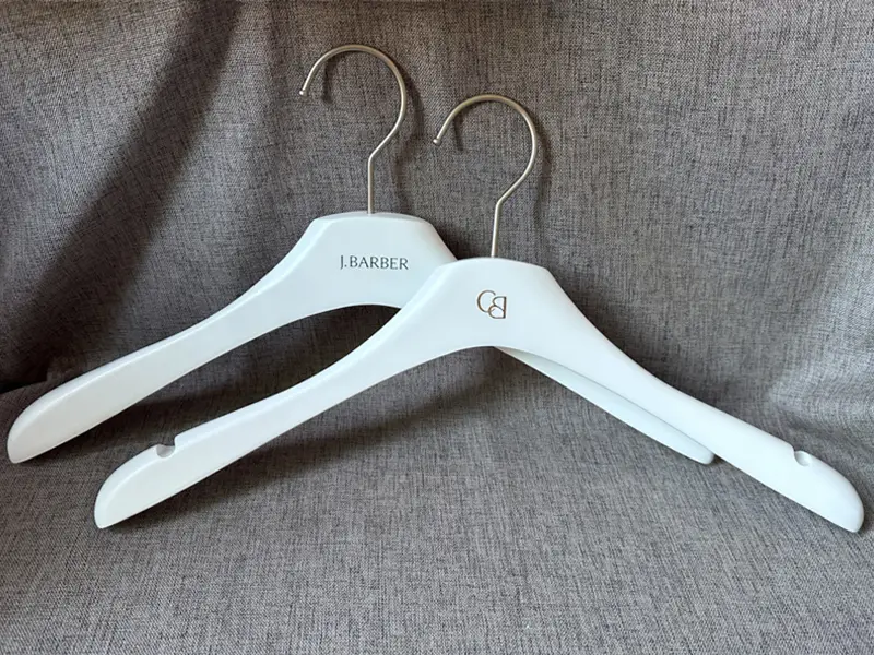 Pure matt white luxury wooden hanger with custom brand name 1