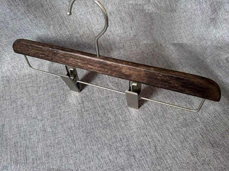 Coat Hanger Luxury Wholesale - LEEVANS 3