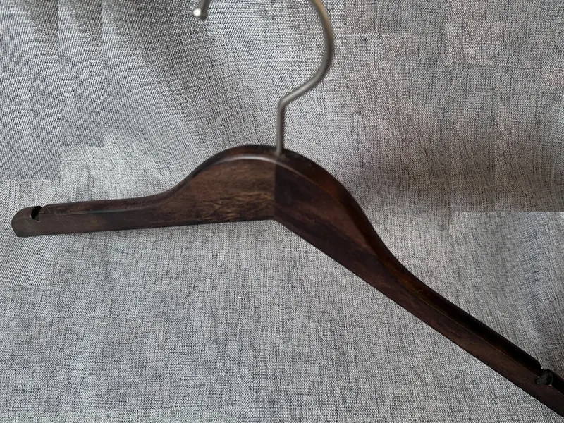 Coat Hanger Luxury Wholesale - LEEVANS 4