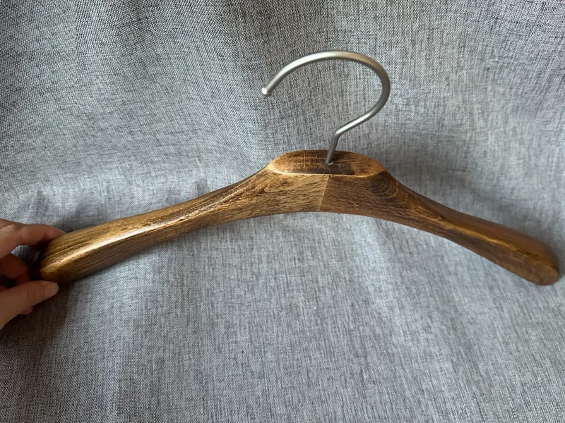 Wood Skirt Hangers 39cm Or 43cm Wholesale - LEEVANS 2
