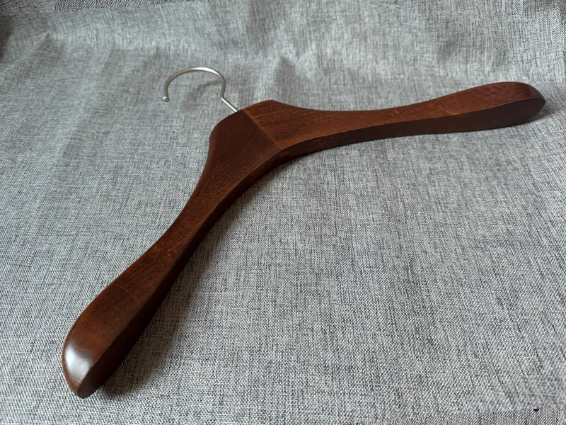 Wooden Trouser Hangers Yes - - LEEVANS 4