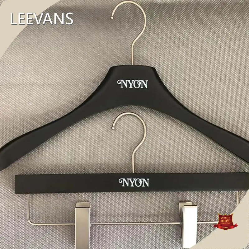 Grey Wooden Hangers 1 Week by LEEVANS 1