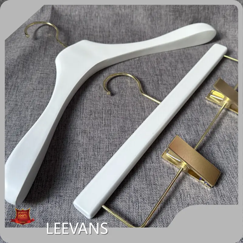 Best Wooden Hangers Wooden - - LEEVANS 1