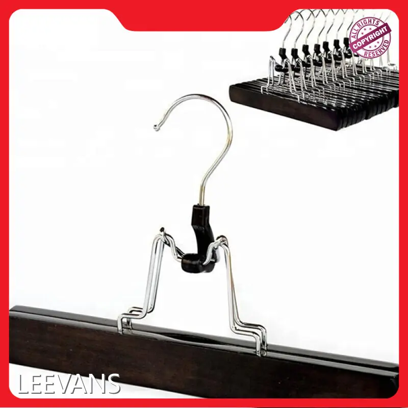 Wooden Pant Hanger with Locking Bar Based on Quantity - - LEEVANS 1