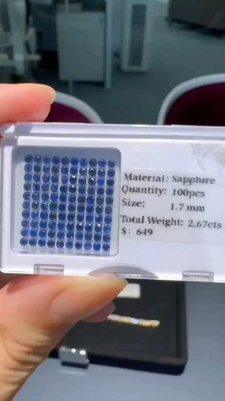 Pierres de mêlée naturelles en saphir bleu 1