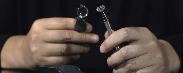 Diamants de laboratoire de couleur fantaisie