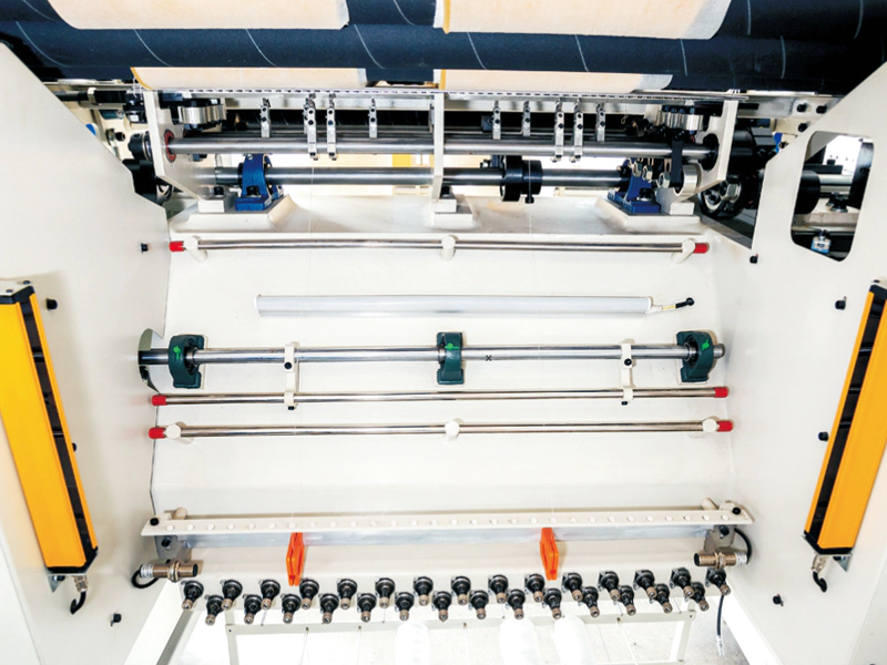KH-MK550 High-Speed Tape Edge Pattern Quilting Machine 4
