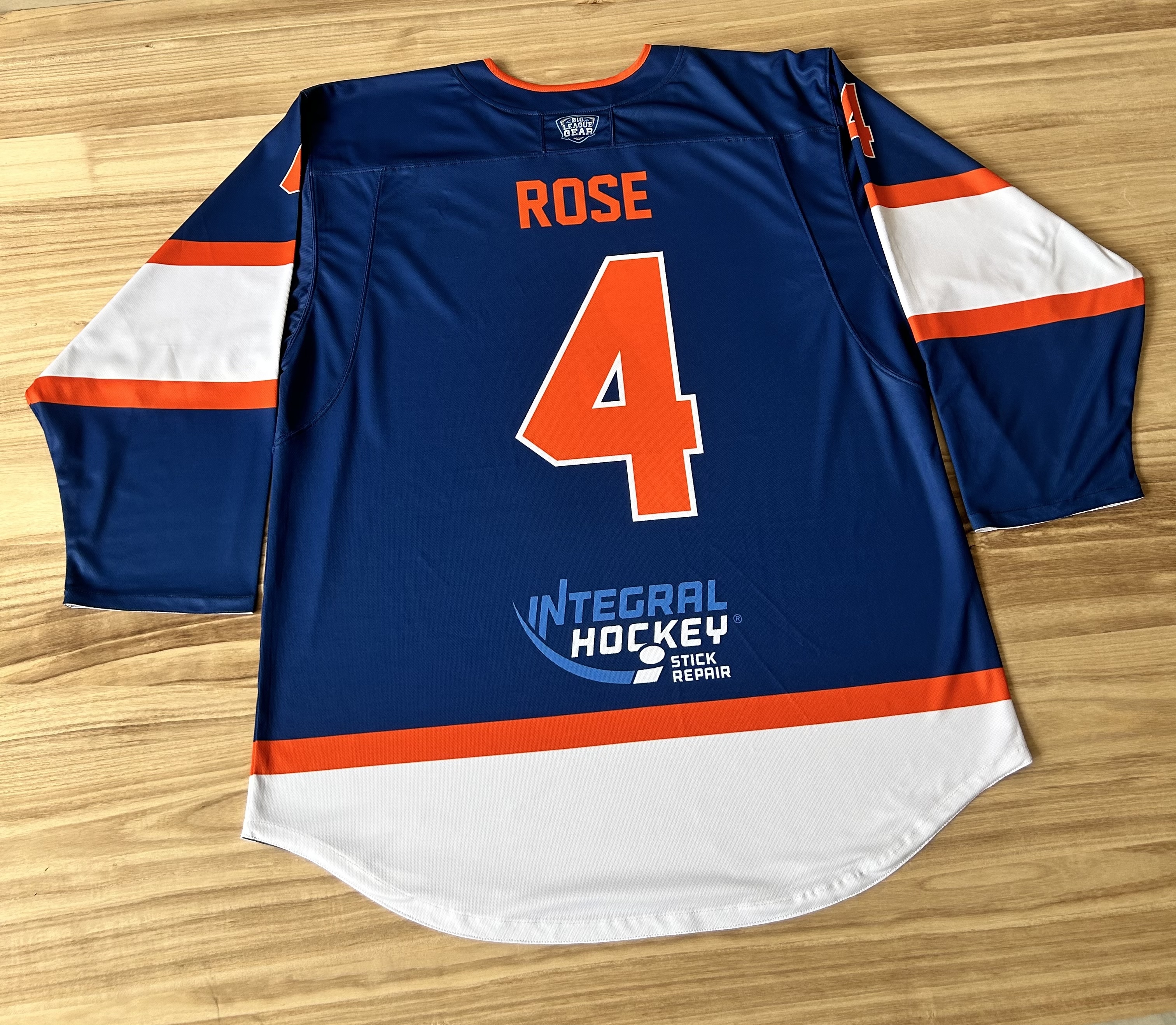 Wendbares Eishockeytrikot 2