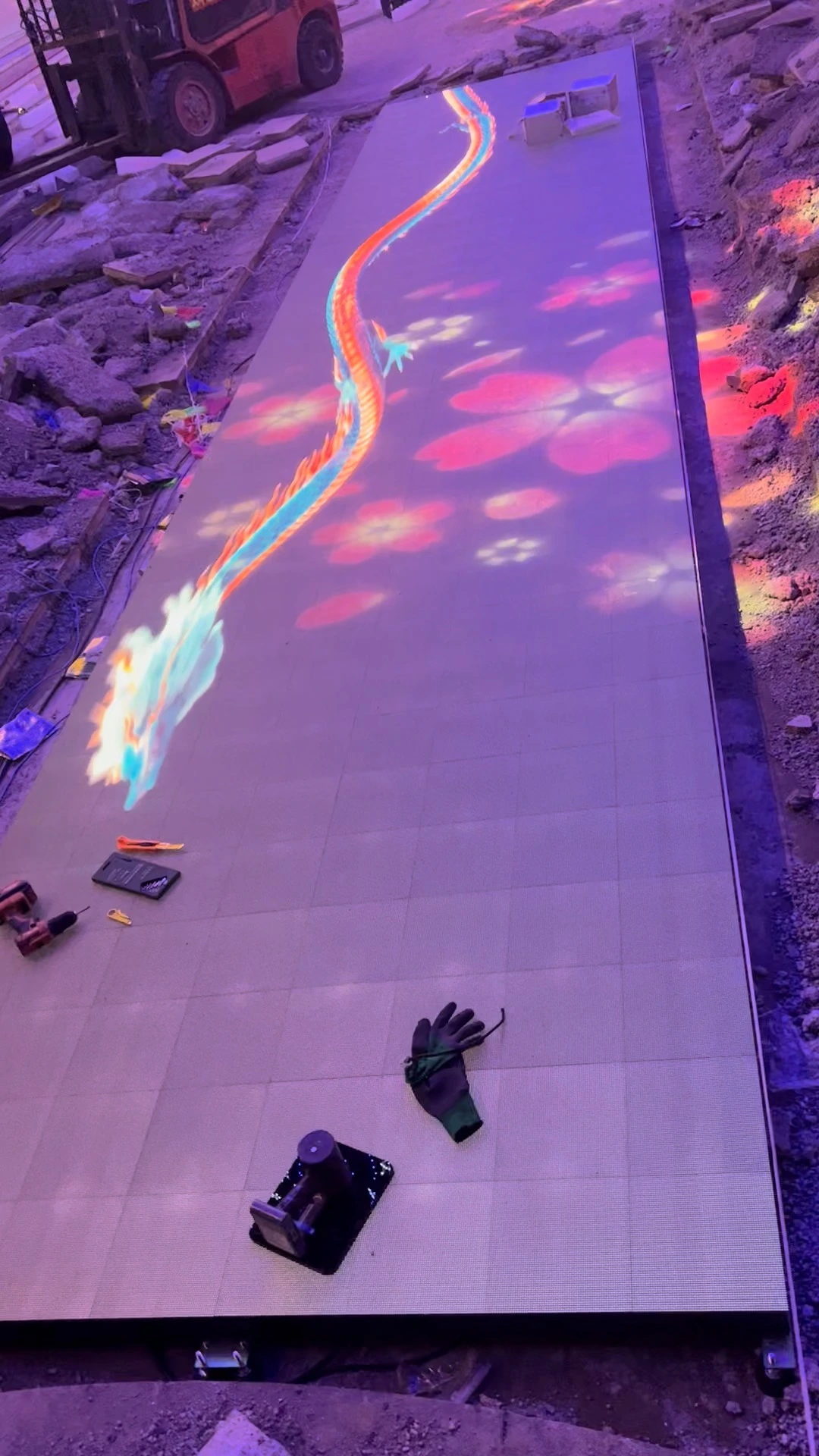 LIONLED Indoor Dance Floor Tile LED Display P2.604 Great Interactive Effect 1