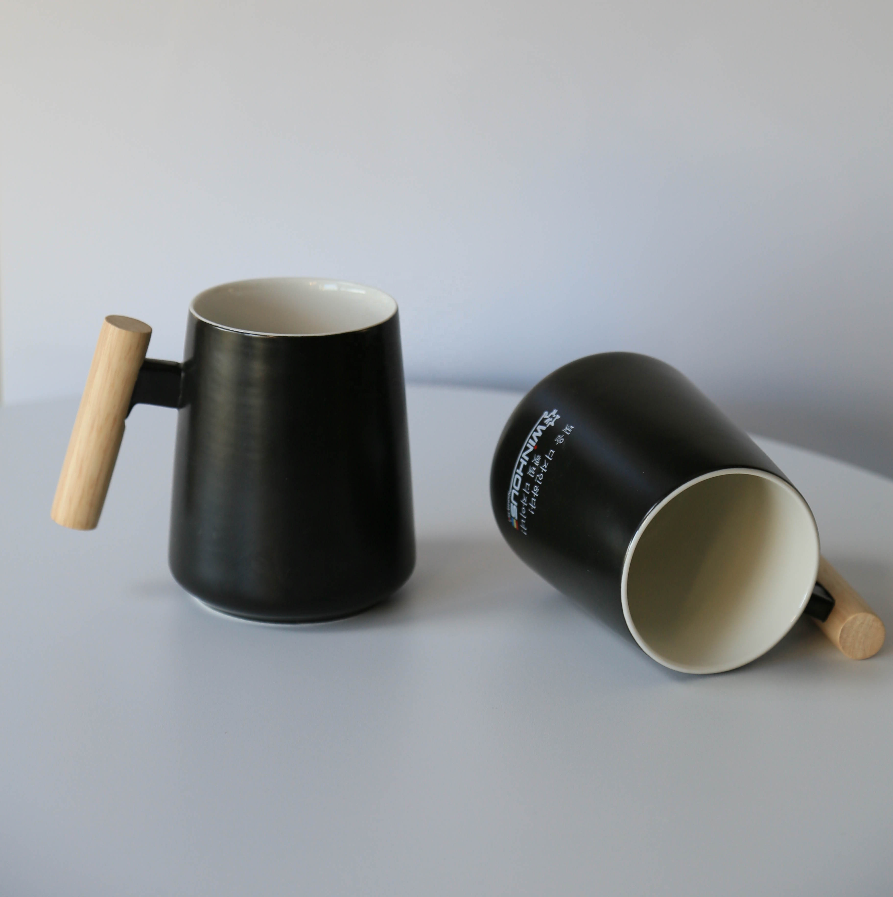 Promocia Arto Ceramika Vojaĝado Mug Propra Logo Porcelana Mug Ceramika Kafo -Mug kun Ligna Tenilo 6