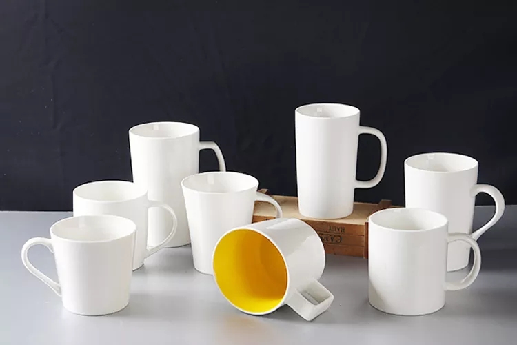 Klasika Dezajno Propra Ceramika Mug -Barela Formo Kafo -Mug kun Tenilo 12