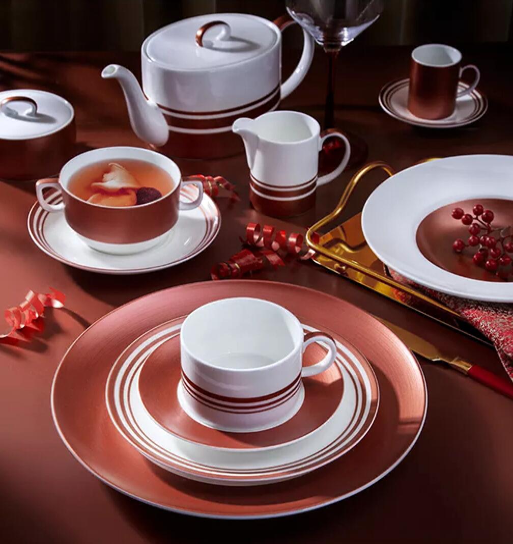 Professional Ceramic Manufacturer Durable Yayu 9 Inch Red Bone China Western Soup Pasta Bowls French Cuisine Ceramic 4