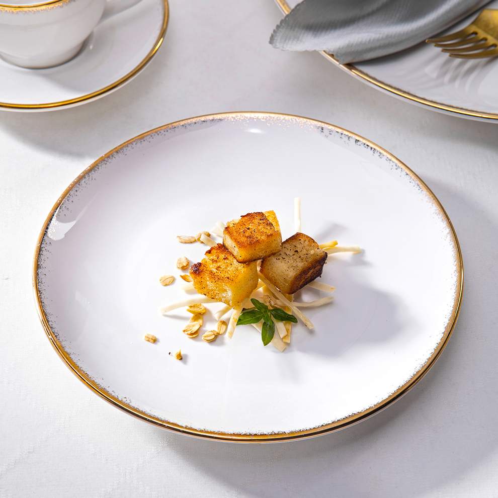 Mano pentrita reĝa vespermanĝo grado porcelano starigas kvadratan rondan rektangulan ĉapelon teleroj taso ora borda blanka ceramiko 9