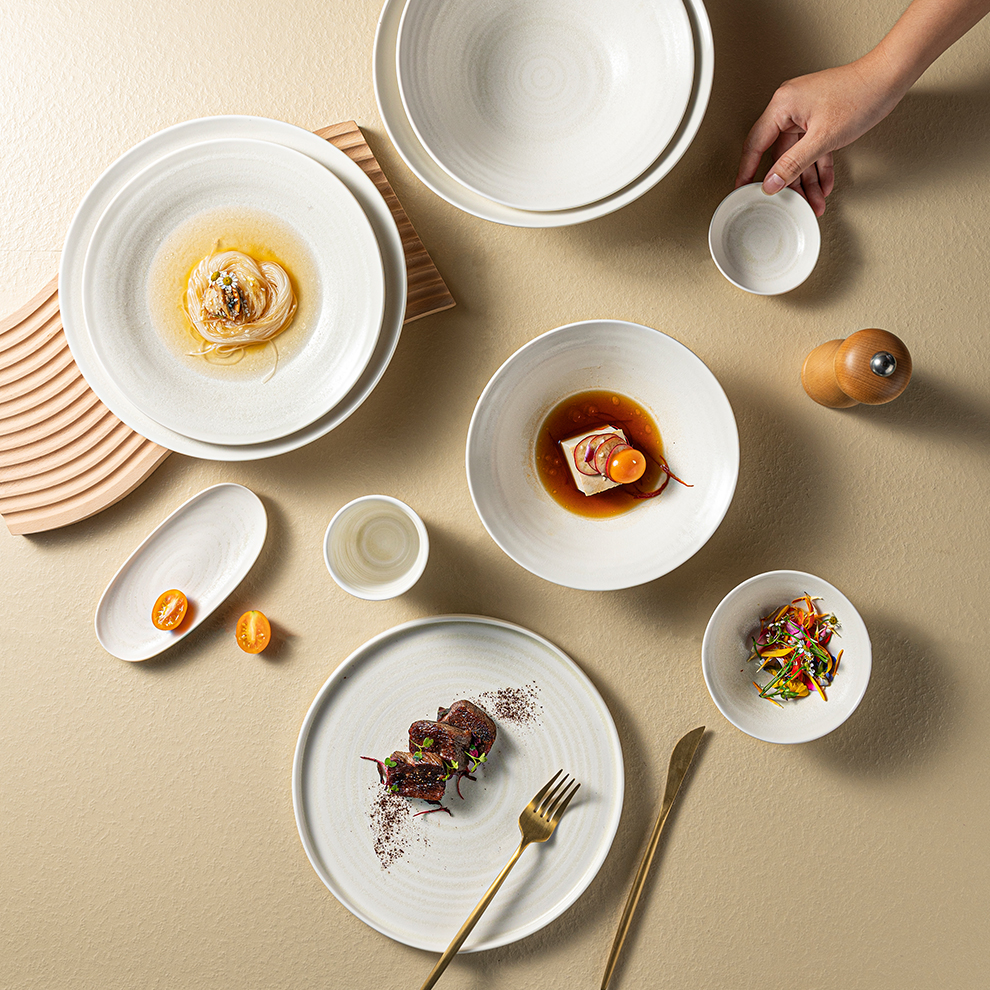 Plej bona ekologia kutimo -restoracia hotelo kaj porcelana ceramika tablotabulo 11