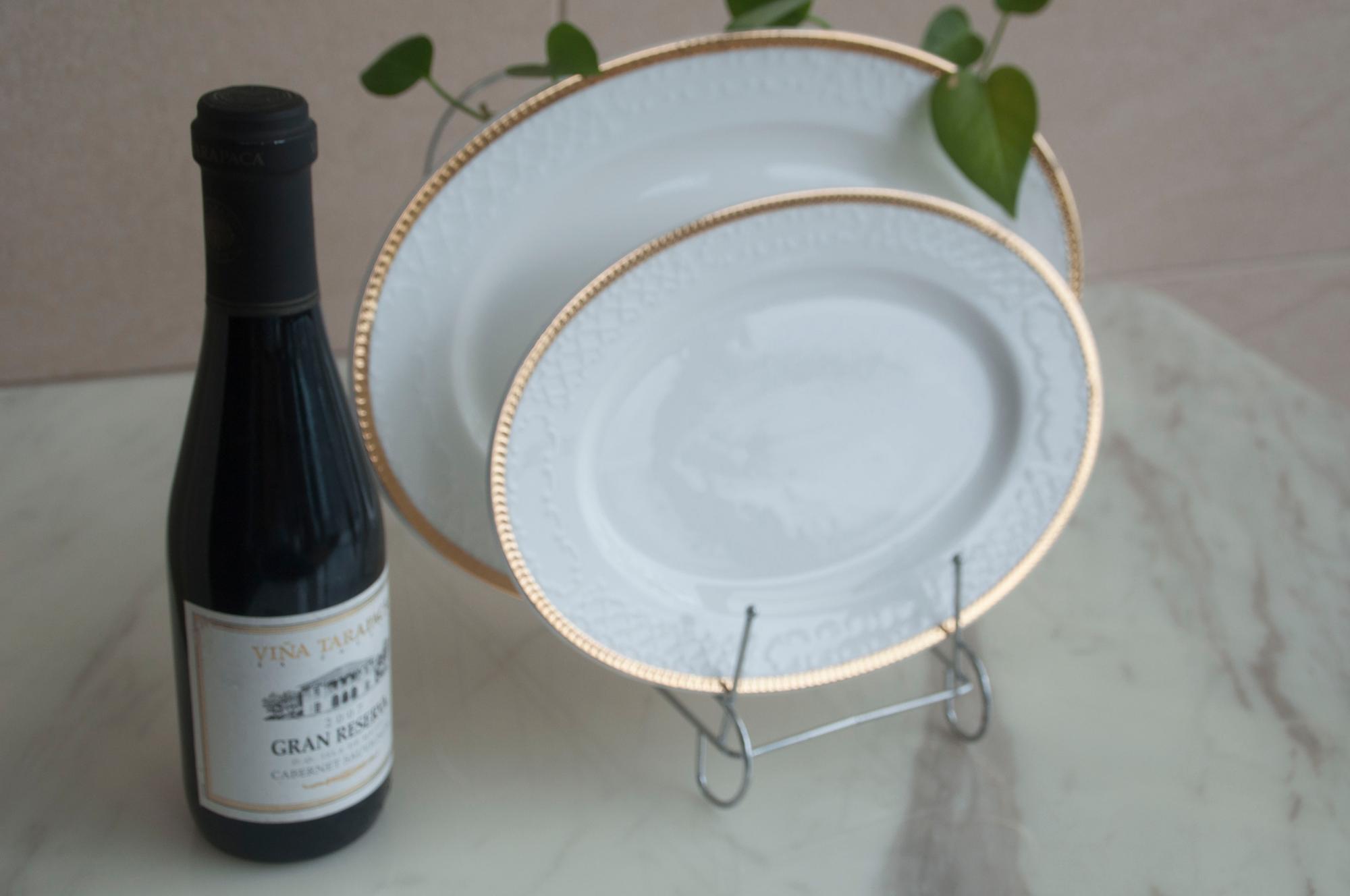 Ora Rim Vespermanĝa Plato Plej Lasta Dezajno Nova Bone Ĉina Vespermanĝo Aro Por Geedziĝo 19