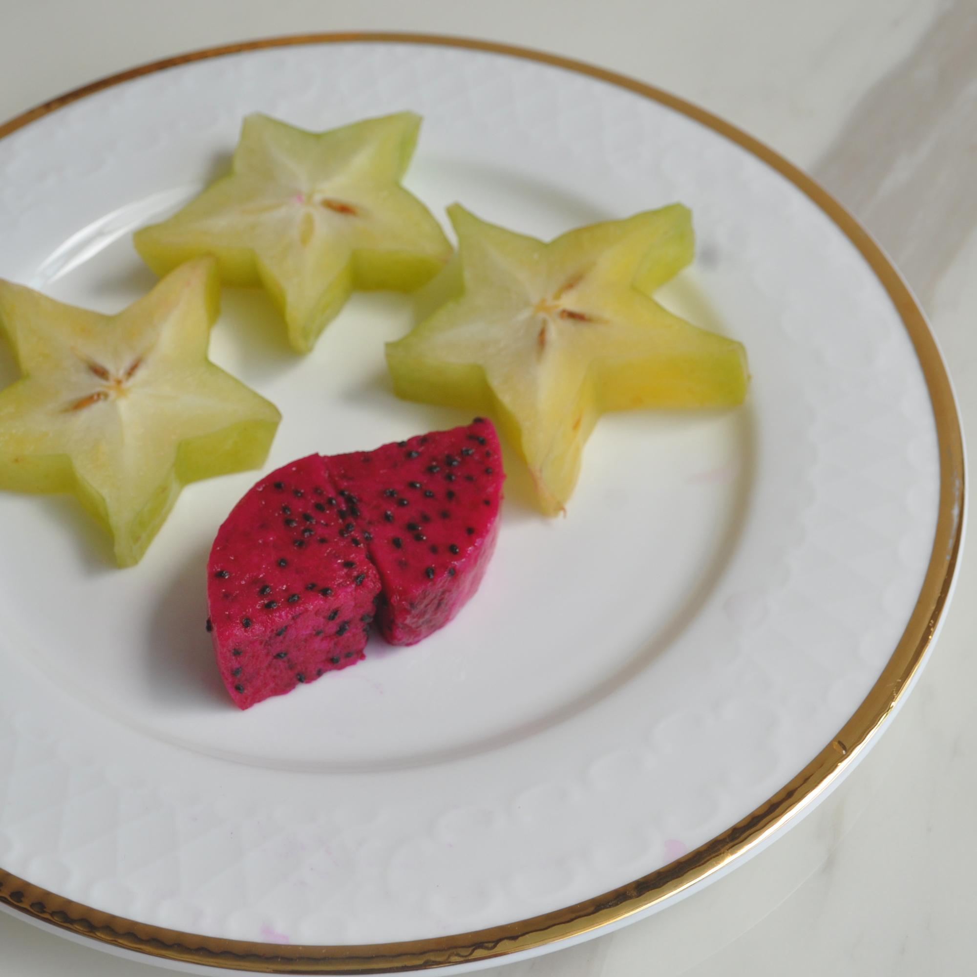 Ora Rim Vespermanĝa Plato Plej Lasta Dezajno Nova Bone Ĉina Vespermanĝo Aro Por Geedziĝo 13