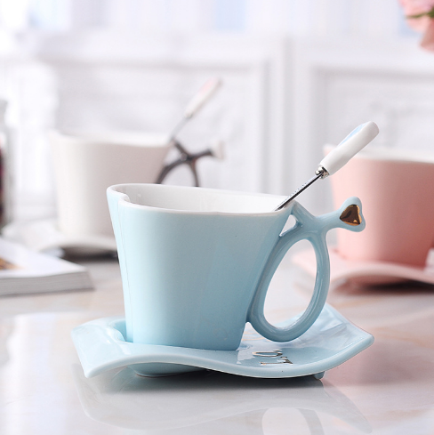 EBay Amazon Varma Vendu Kora Formo Kolora Kafo -Teo -Pokalo kaj Saŭco Aro kun Kulero -Porcelana Kafo -Pokalo kaj Mug 19