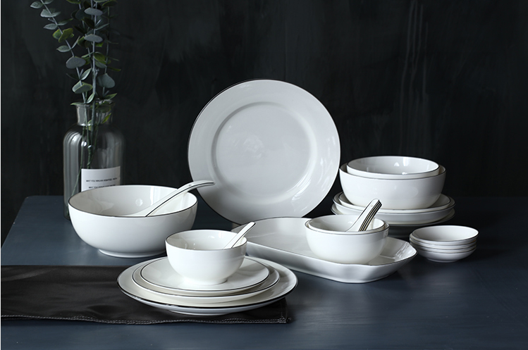 Eŭropa Stila Vespermanĝa Ceramika Nigra Rektangula Vespermanĝa Plato Kun Ora Rim por Restoracia Kolora Porcelana Dinenrware 10