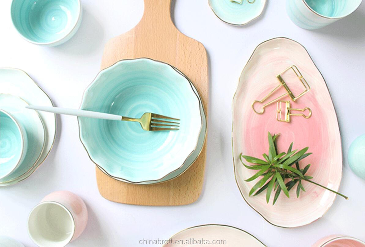 Ĉina Brett - Kolora Eŭropa Stila Porcelana Vespermanĝa Aro kun Ora Rim Kolora Porcelana Vespermanĝa Vespermanĝo 14